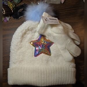 Girl's Cream Beanie and Glove Set with Rainbow Star & Pom Pom NWT